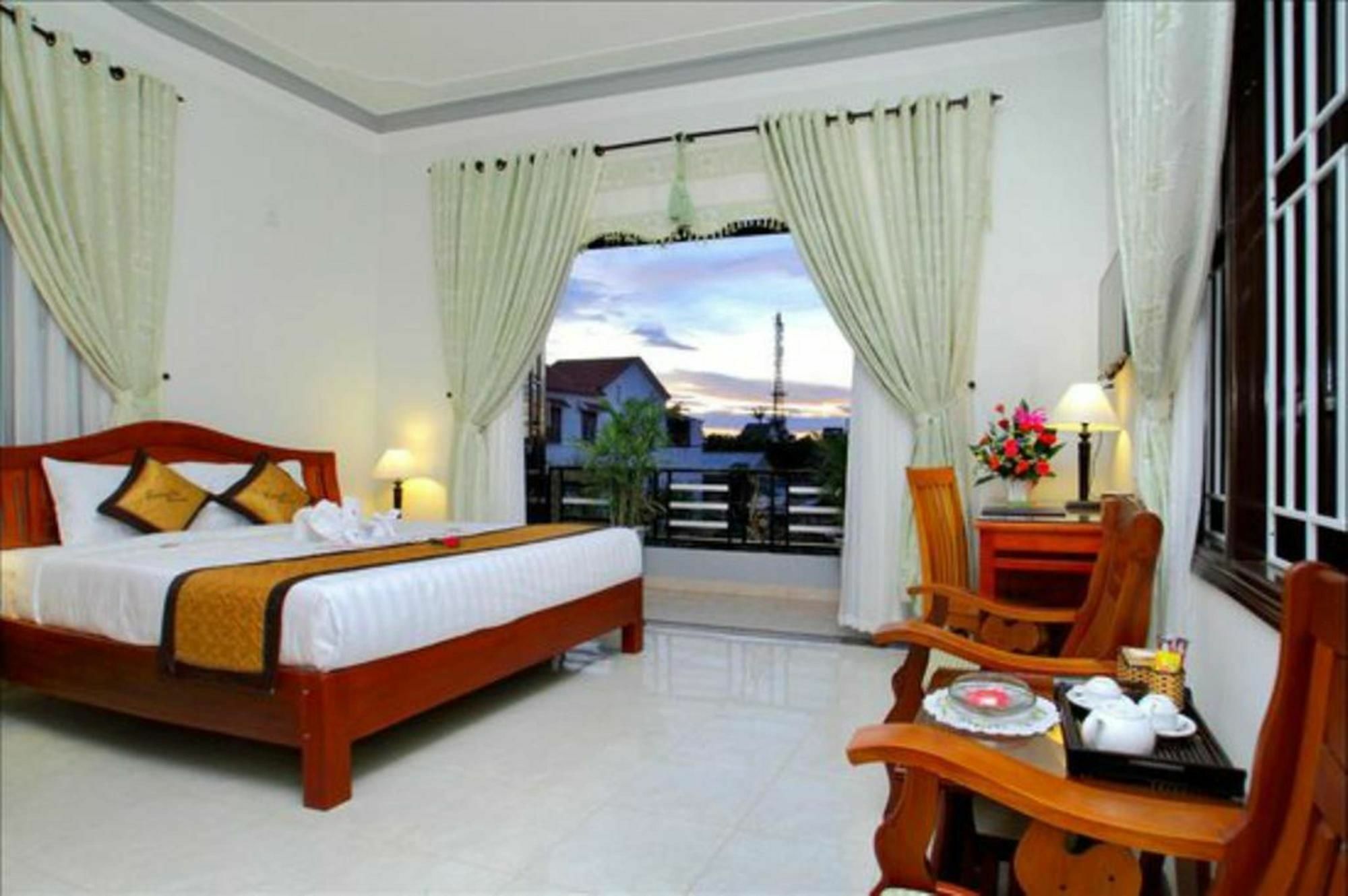 Camellia Homestay Hoi An Bagian luar foto